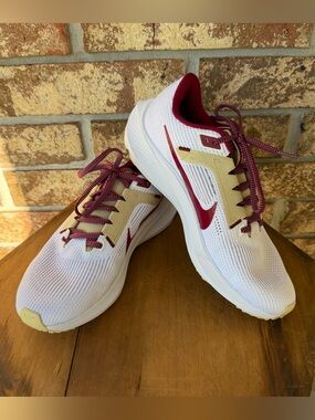 Men’s Nike Florida Seminoles Sneakers Size 8.5 Worn Twice DZ5943-100 Excellent!